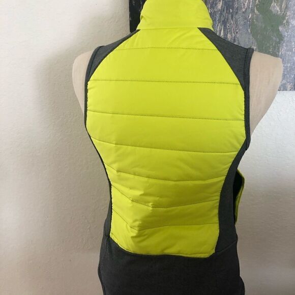 LUCY Activewear Revolution Run Vest - Picture 3 of 9